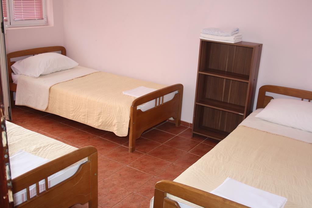 Apartments Ant Budva Phòng bức ảnh