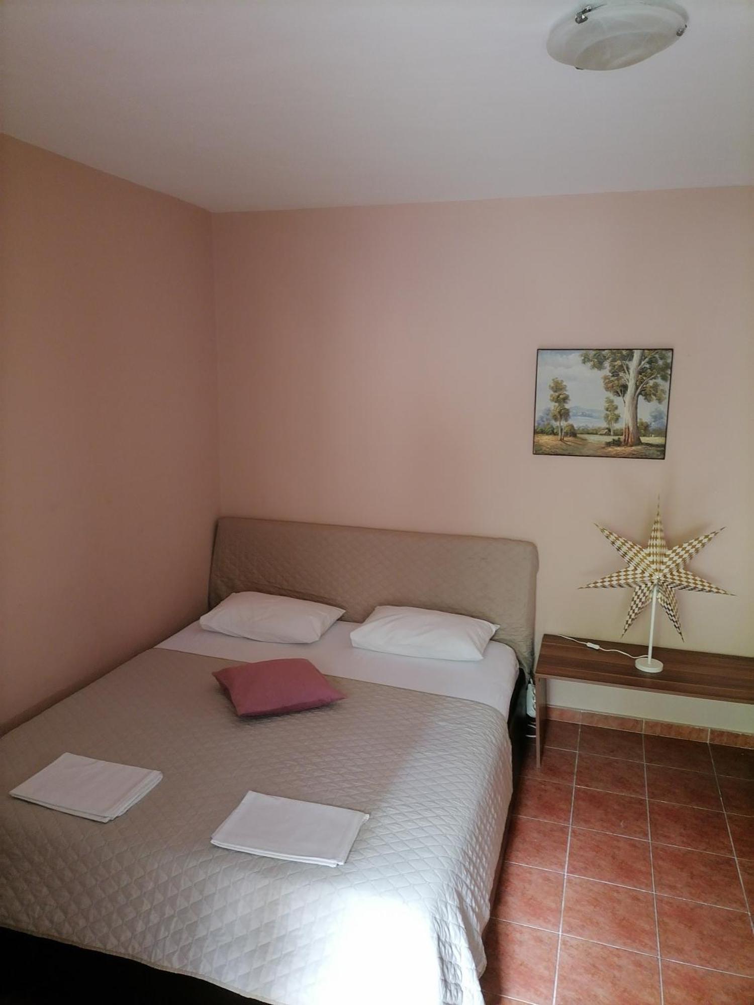 Apartments Ant Budva Phòng bức ảnh