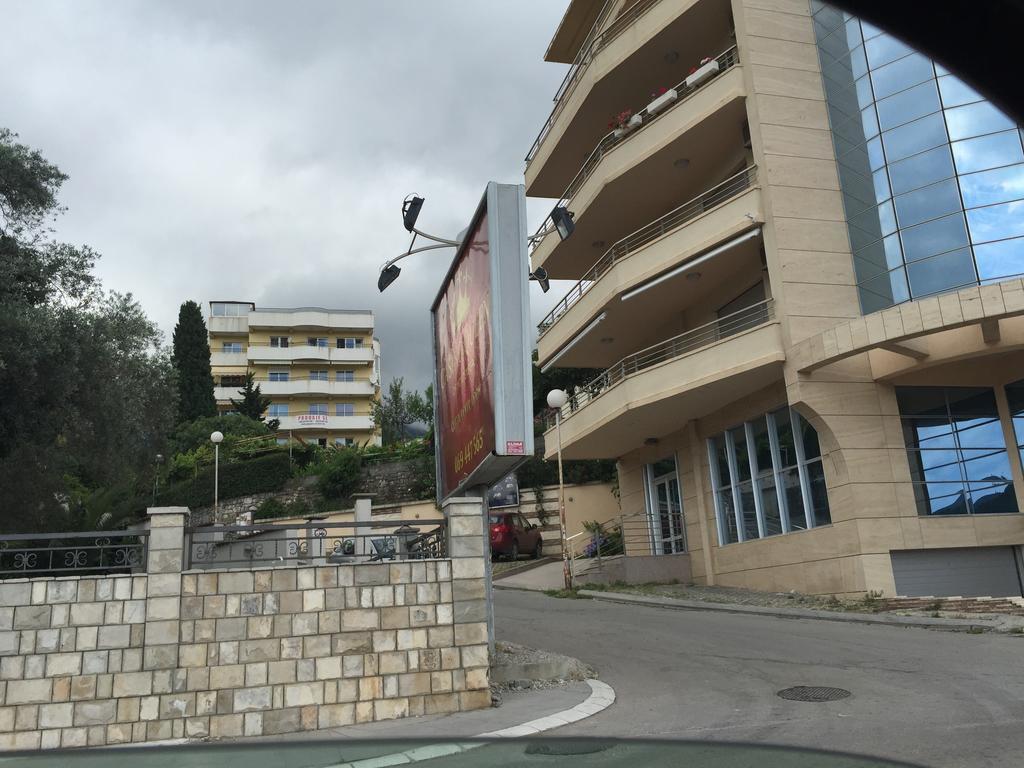 Apartments Ant Budva Ngoại thất bức ảnh