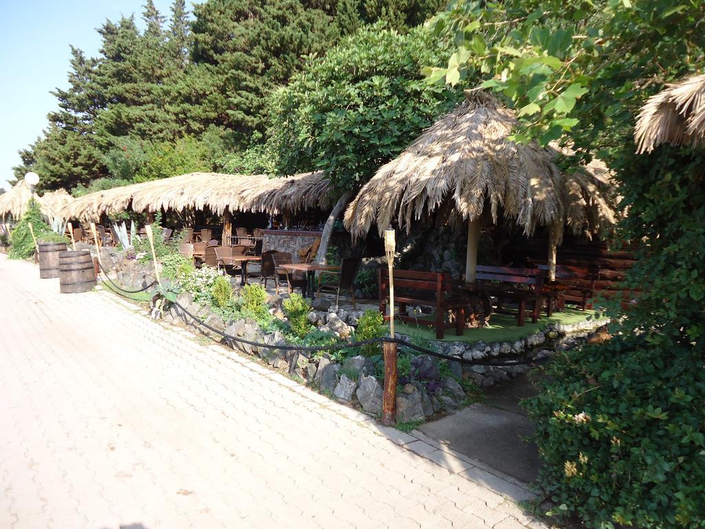 Apartments Ant Budva Ngoại thất bức ảnh